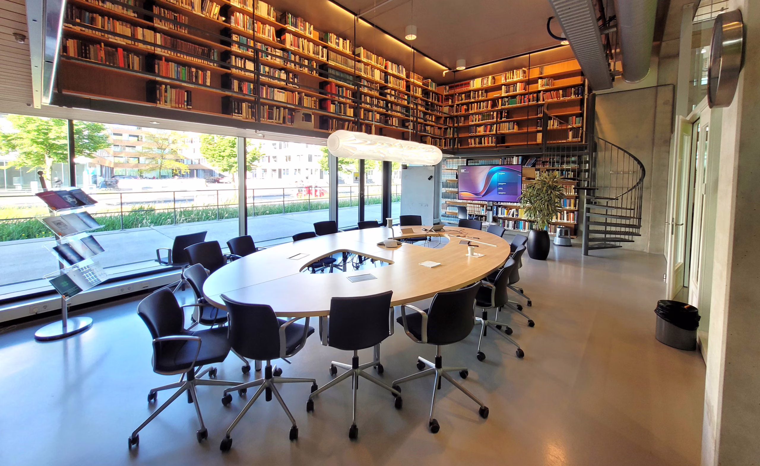 AMOLF library