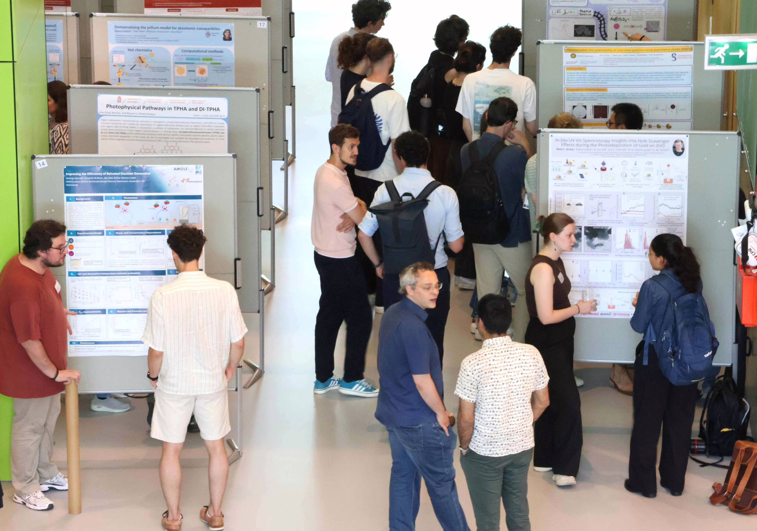 Poster session at AMOLF